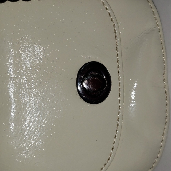 HOBO- Cream Pleather Small Crossbody Bag, Stadium Size, 5 x 4 - Picture 2 of 7